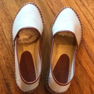 Andre Assous Espadrilles